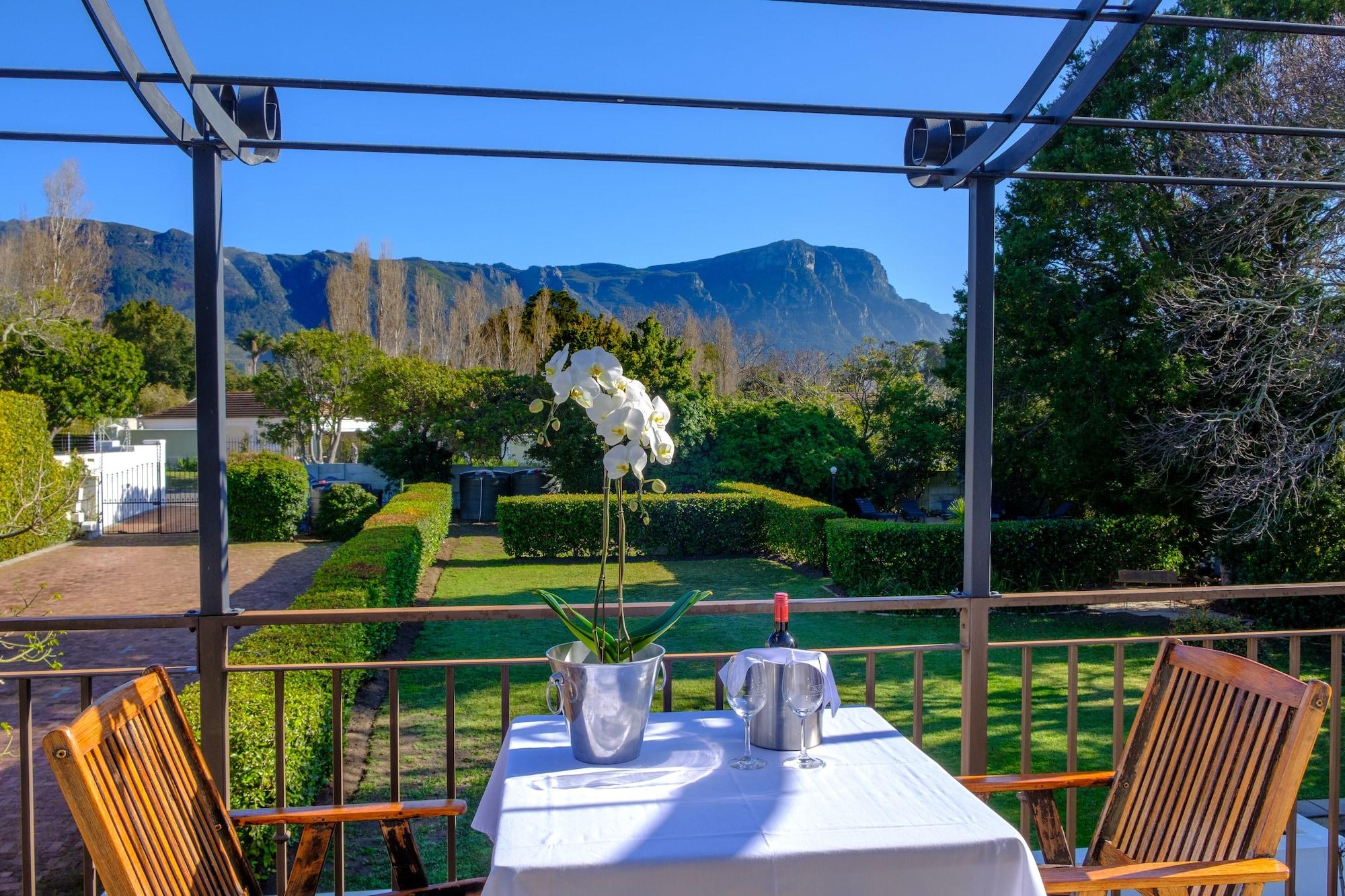 Constantia White Lodge Guest House Cape Town Exterior photo