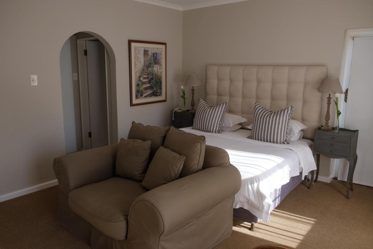 Constantia White Lodge Guest House Cape Town Exterior photo