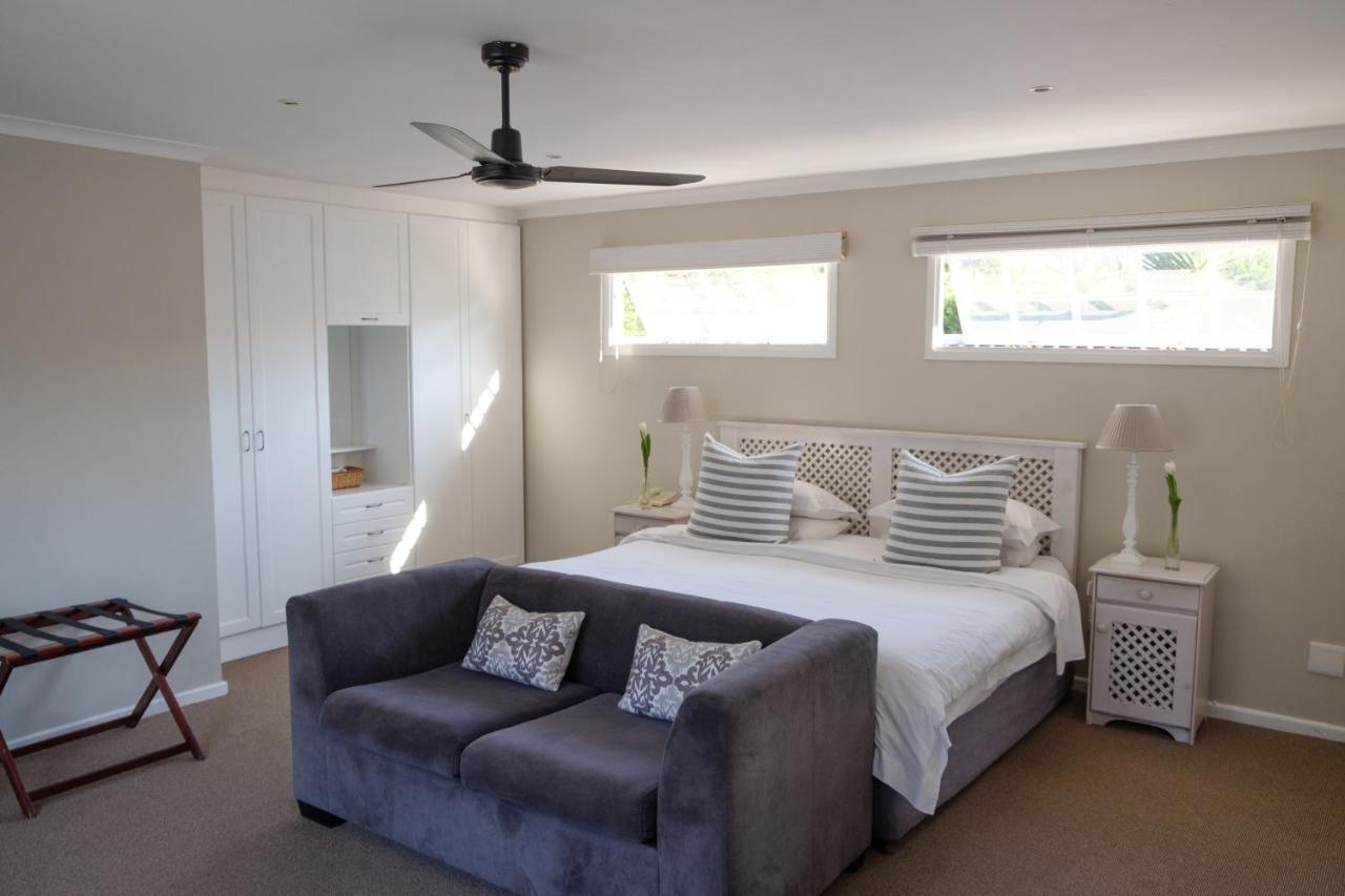 Constantia White Lodge Guest House Cape Town Exterior photo