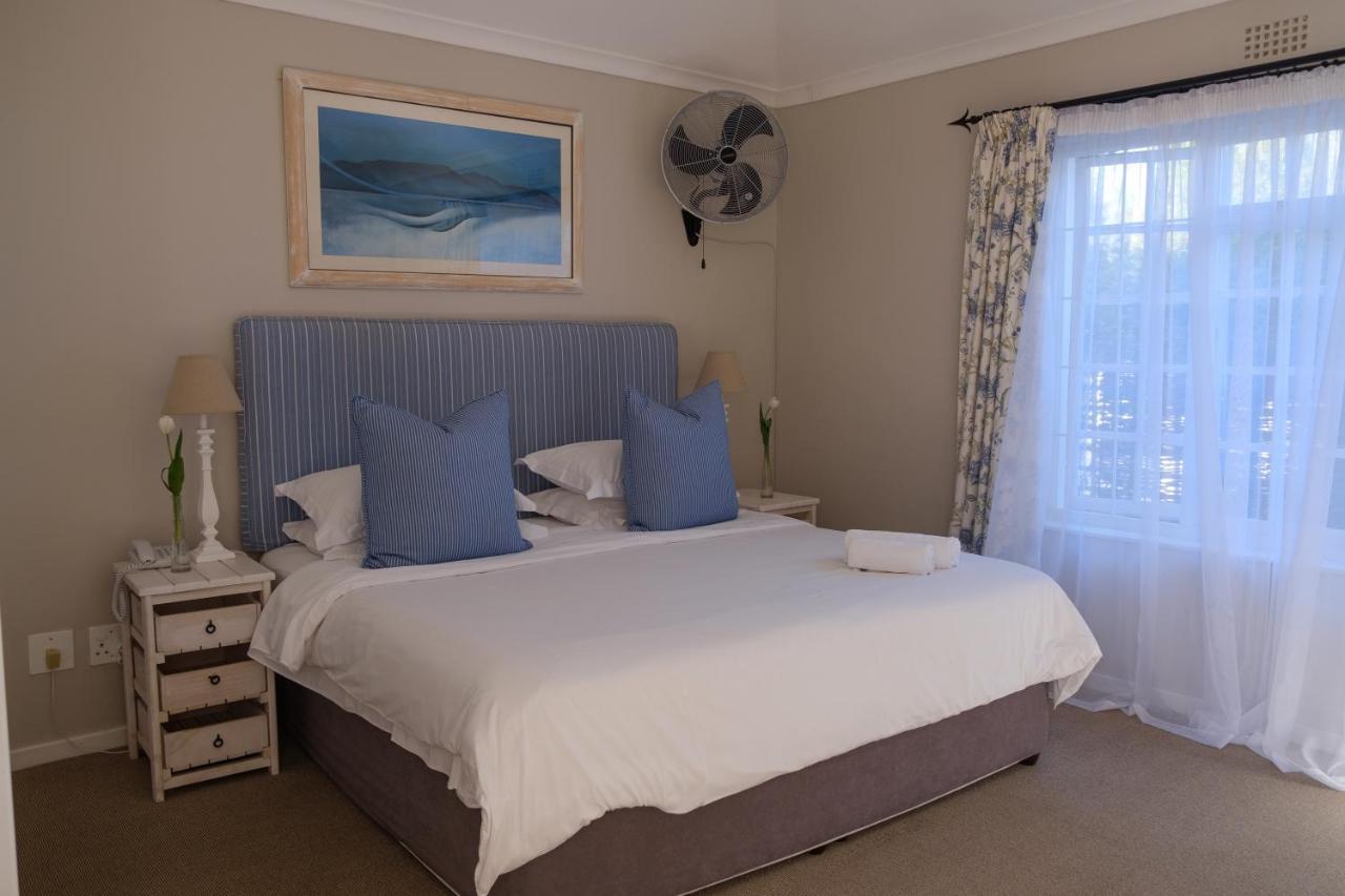Constantia White Lodge Guest House Cape Town Exterior photo