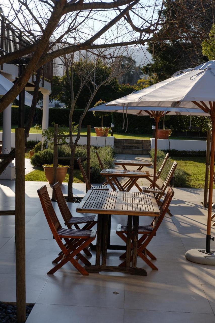 Constantia White Lodge Guest House Cape Town Exterior photo