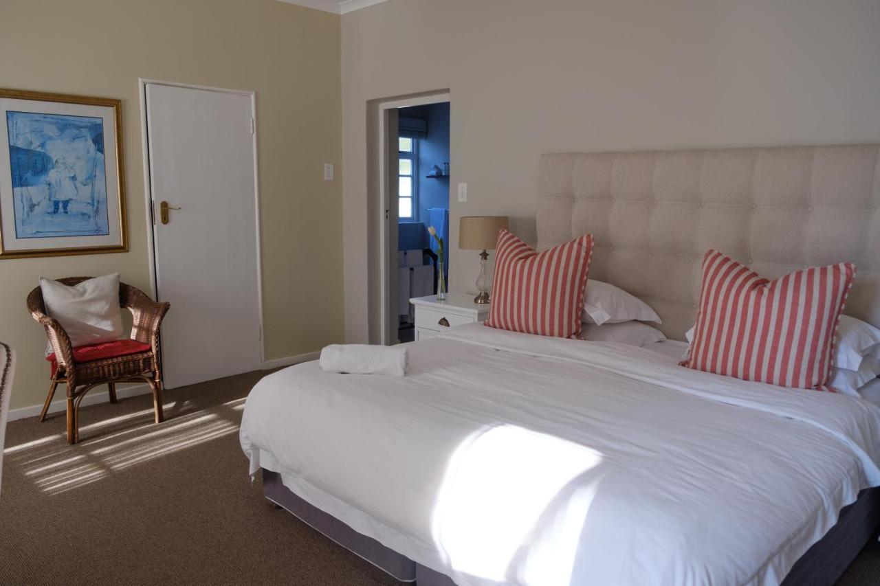 Constantia White Lodge Guest House Cape Town Exterior photo